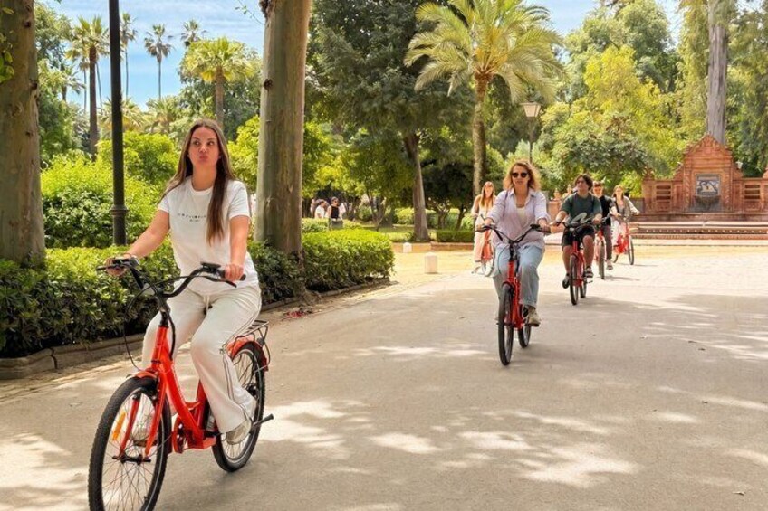 Seville Highlights Bike and E Bike Tour with Local Guide 2