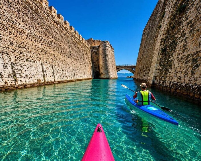 Picture 2 for Activity Self-paddle kayak rental in Ceuta 3