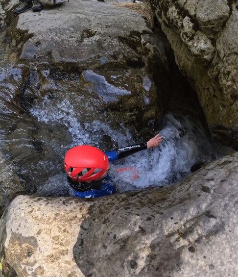 Picture 6 for Activity Huesca: Furco Ravine Intermediate Canyoning Experience 2