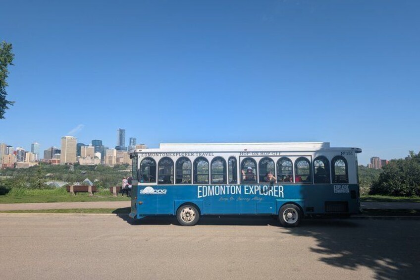 Edmonton Explorer | Hop On Hop Off Trolley Tour 3