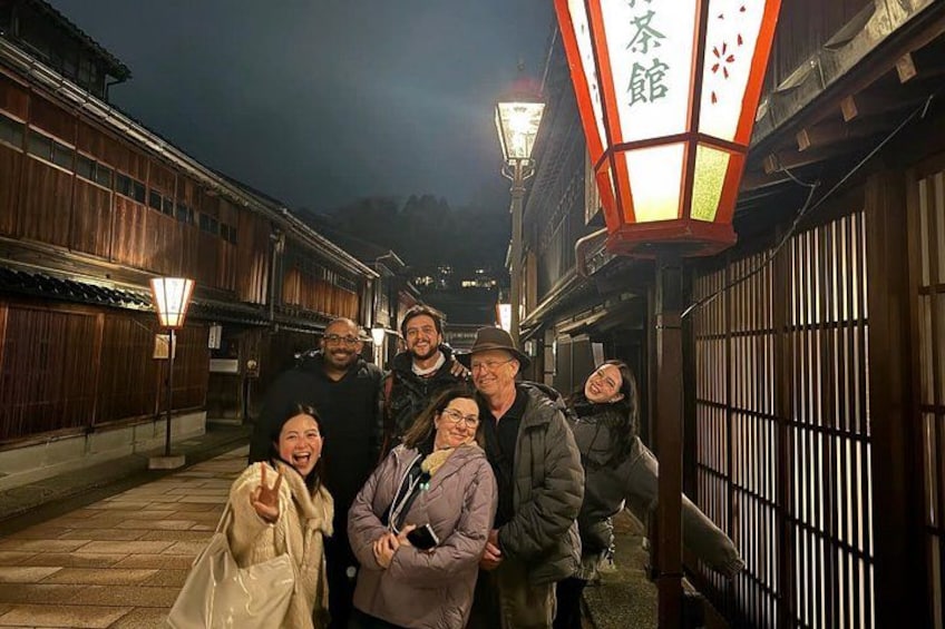 Kanazawa Night Walking Tour: Samurai & Geisha Districts 2