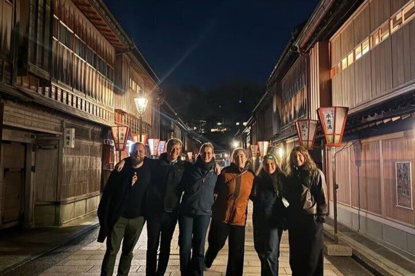 Kanazawa Night Walking Tour Samurai and Geisha Districts 5