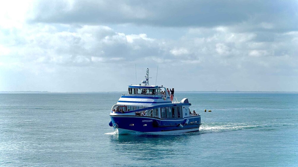 Picture 4 for Activity Fouras-les-Bains: Cruise around Fort Boyard and tour of the Ile d’Aix 3