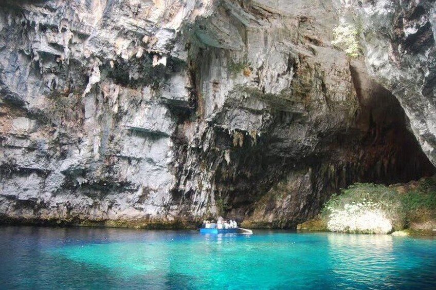 Zakynthos Full Day Cruise to Kefalonia and Poros 3