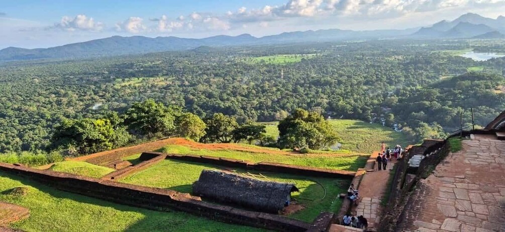 Picture 4 for Activity Pasikuda: Sigiriya lion Rock, Village tour & Safari tour 3