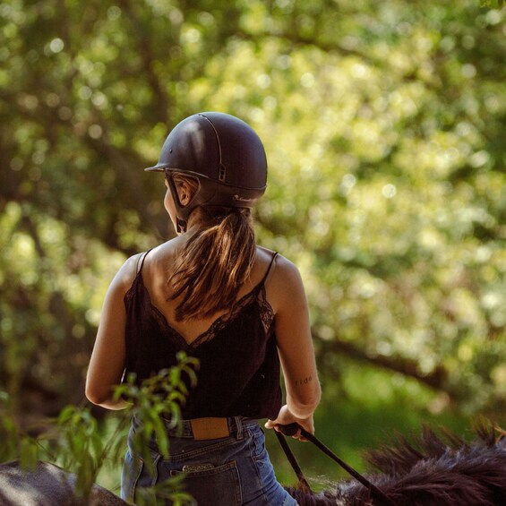 Thirsk: Guided Horseback Ride through the Countryside 1