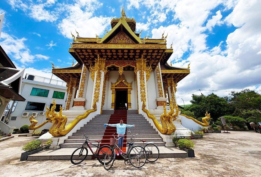 Picture 10 for Activity Vientiane: Guided City Bike Tour with Coffee & Lunch 4