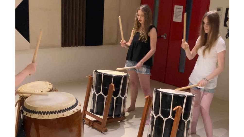 40 minutes from Tokyo : Private Taiko drumming lesson 1