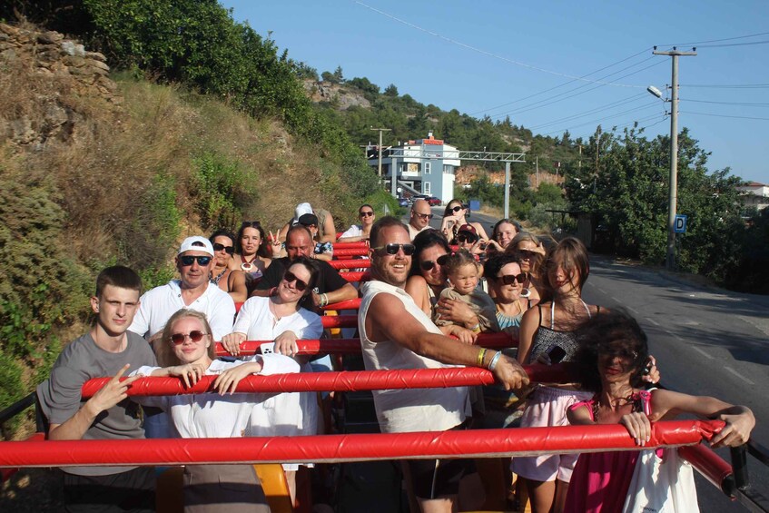 Alanya: Party Boat & Disco Bus Experience / Dinner and Wine 1