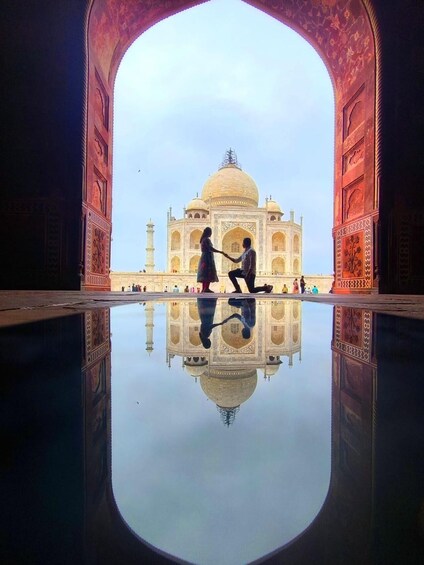 Picture 9 for Activity Gatimaan Train Tour: Delhi Agra Delhi with Train Tickets 3