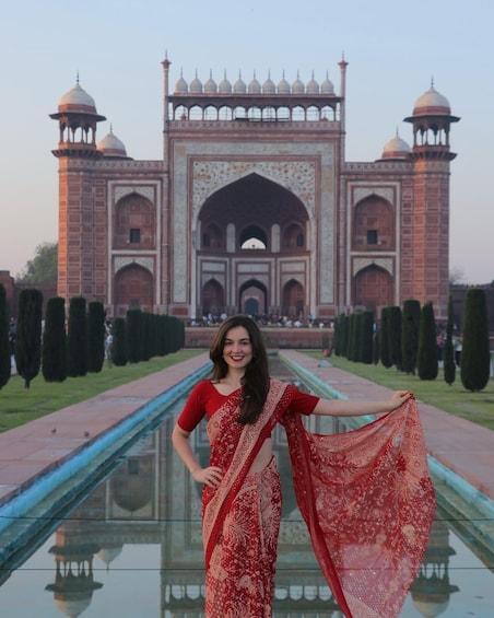 Picture 2 for Activity Gatimaan Train Tour: Delhi Agra Delhi with Train Tickets 5