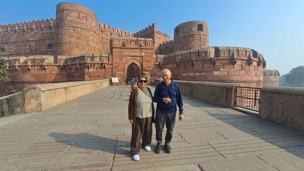 Picture 1 for Activity Gatimaan Train Tour: Delhi Agra Delhi with Train Tickets 4