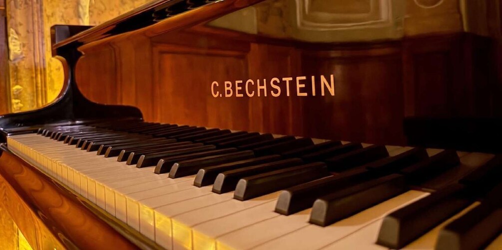 Picture 3 for Activity Vienna: Chopin & Viennese Friends Concert By Candle Glow 3
