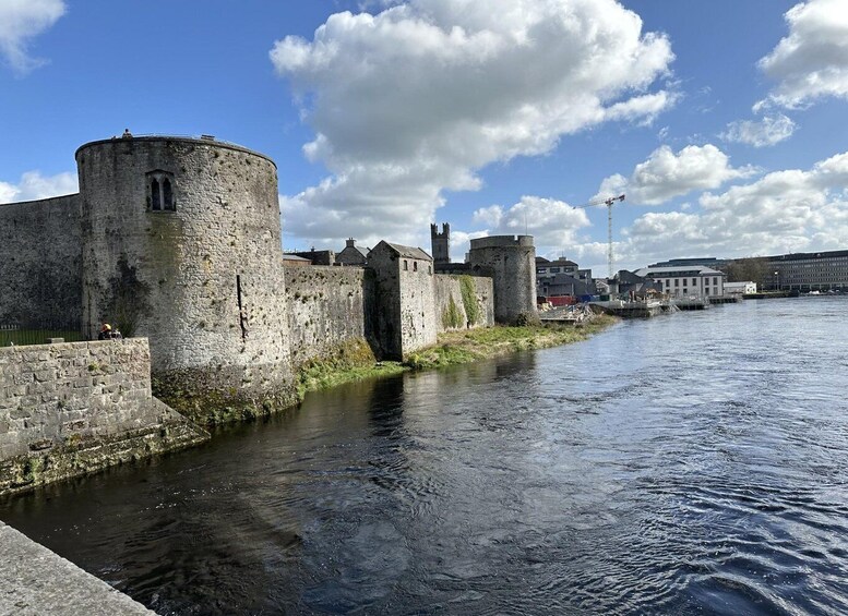 Limerick: Treaty of Limerick walking tour. 5