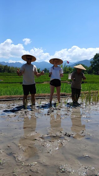 Kuang Si Waterfall & Rice Farm Experience with Sunset Cruise 1