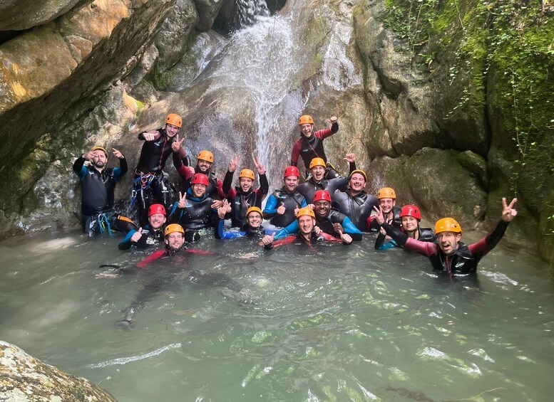 Picture 3 for Activity AFTER-WORK CANYONING 3