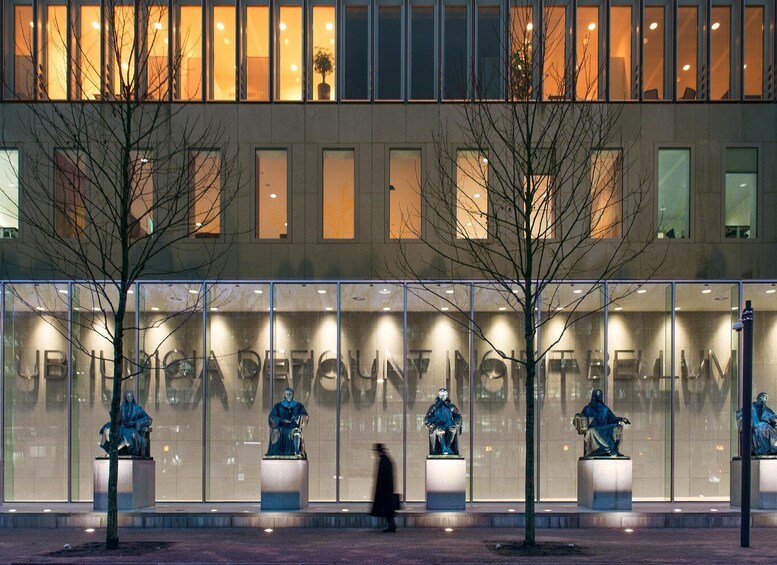 The Hague: Private Political Walking Tour 1