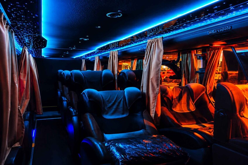 La Paz: Premium Overnight Transfer to Uyuni/Copacabana/Puno 1
