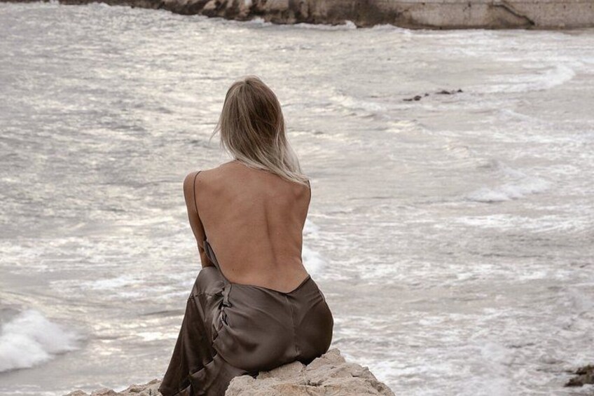 Personalized Photo Session in Scenic Sitges 4