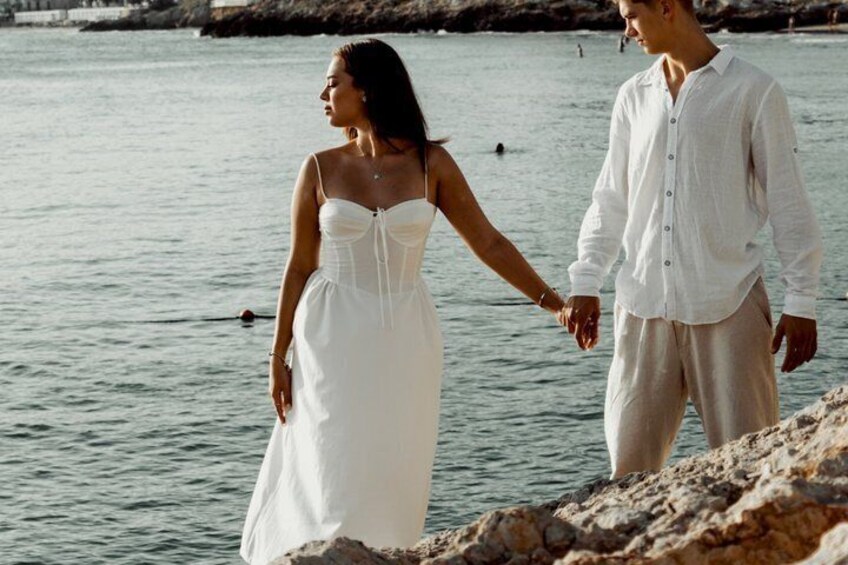 Personalized Photo Session in Scenic Sitges 1