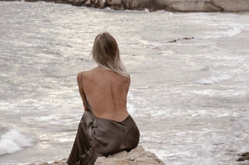 Personalized Photo Session in Scenic Sitges 4