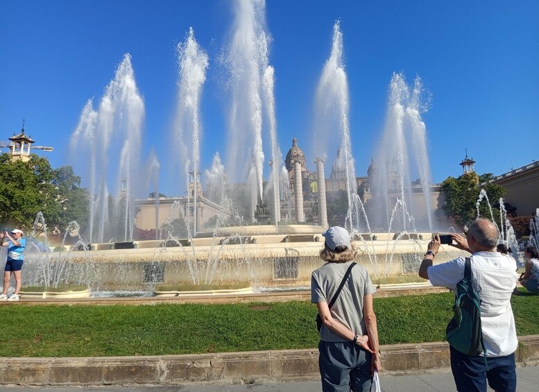 Picture 33 for Activity Barcelona: Private Montjuïc Tour with Cable Car Ride option 4