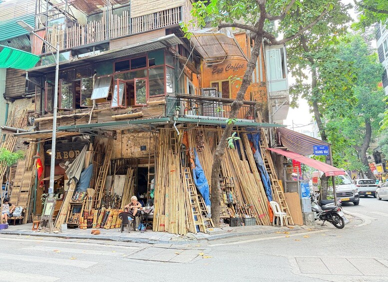 Picture 9 for Activity Halong Bay: Private Shore Excursion to Hanoi with Lunch 5