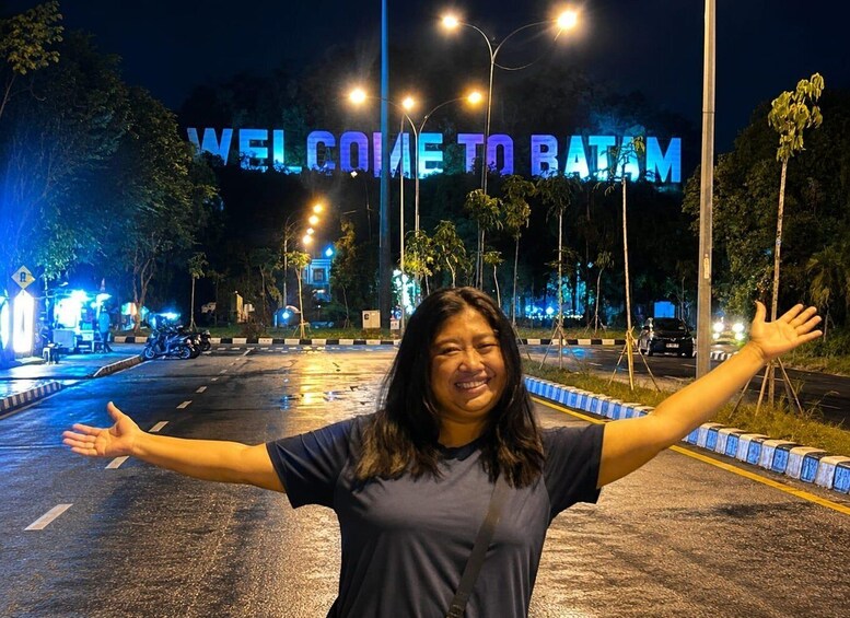 From Singapore to Batam Like a Local After Dark Tour 1