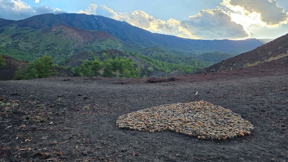 Picture 3 for Activity Etna Nord: The colors of the sunset with a small aperitif on the craters 3