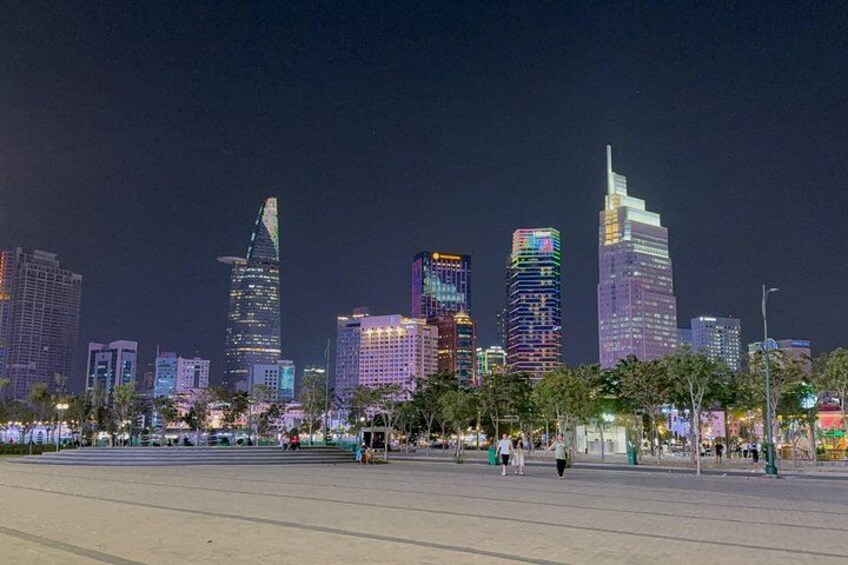 Ho Chi Minh City Sightseeing Private Walking Tour With BBQ Buffet 1