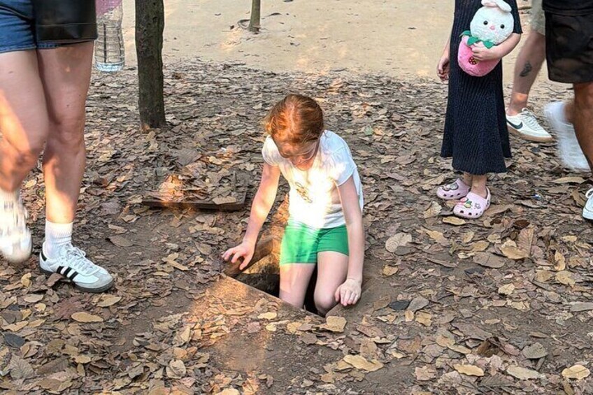 Cu Chi Tunnels and Handicraft Lacquer Workshop Experience Tour 2
