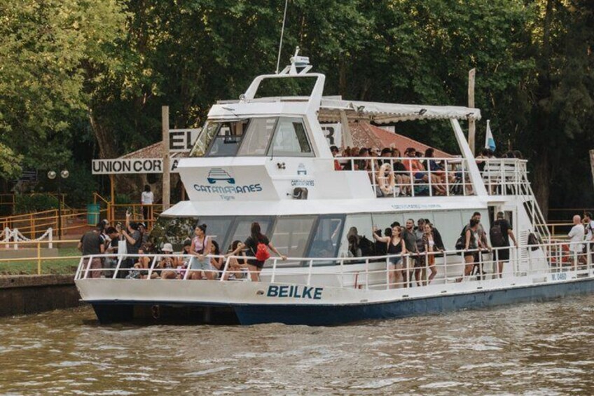 1-Hour Catamaran Cruise in the Tiger Delta 5