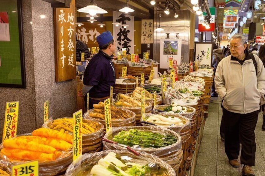 Kyoto: Nishiki Food Market & Hidden Local Spots Walking Tour 3