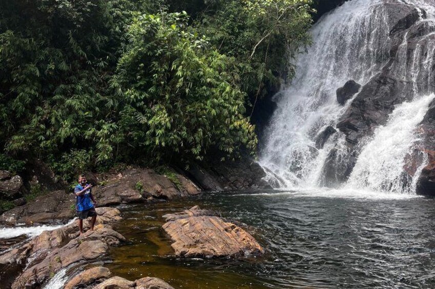 South Sri Lanka Private Customizable SUV Tour with Driver 4