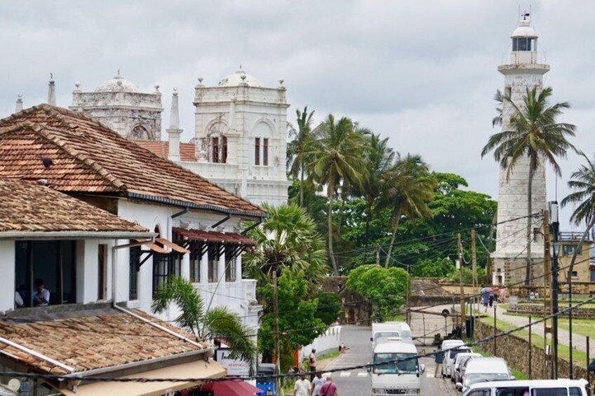 South Sri Lanka Private Customizable SUV Tour with Driver 1
