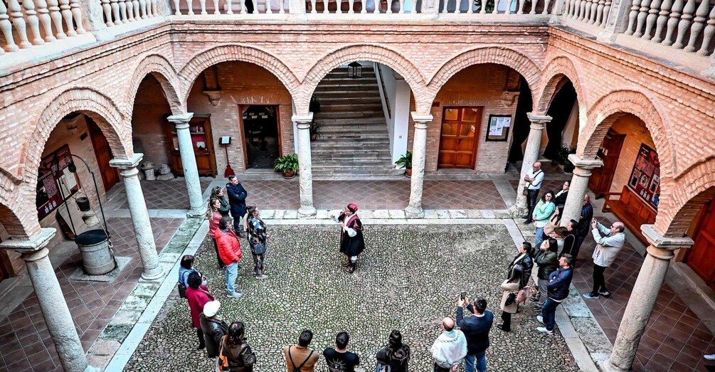 Picture 3 for Activity Almagro: Dramatized Tour with characters from the Golden Age 3