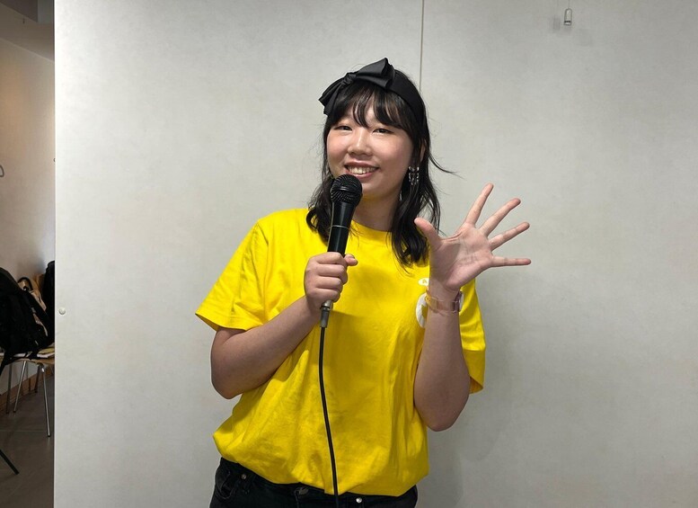 Picture 4 for Activity Hiroshima: Anime Singing Lesson with Cosplay Video 4