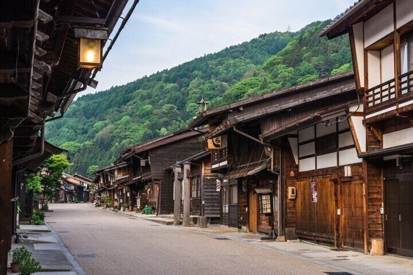 From Nagoya Magome and Tsumago Private Guided Tour with Vehicle 2