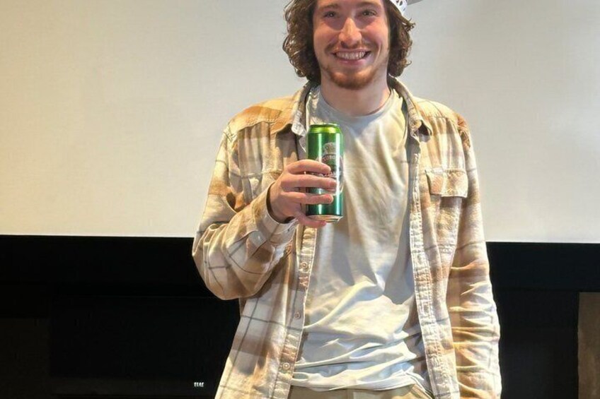 A person holding a can. 4