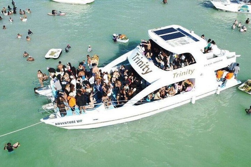 Punta Cana HipHop Party Boat Caribbean Vibes Open Bar *Adult Only 4