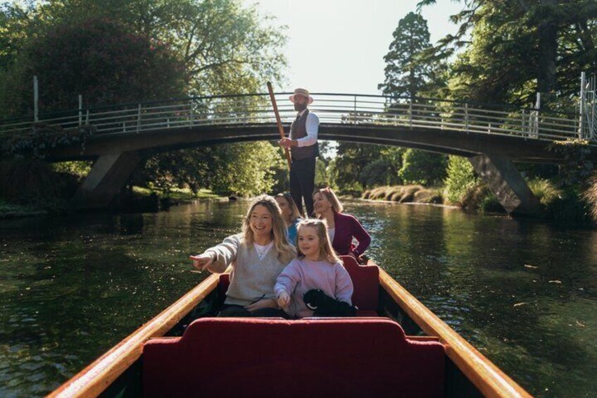 Punting on the Avon Antigua Boatsheds 3