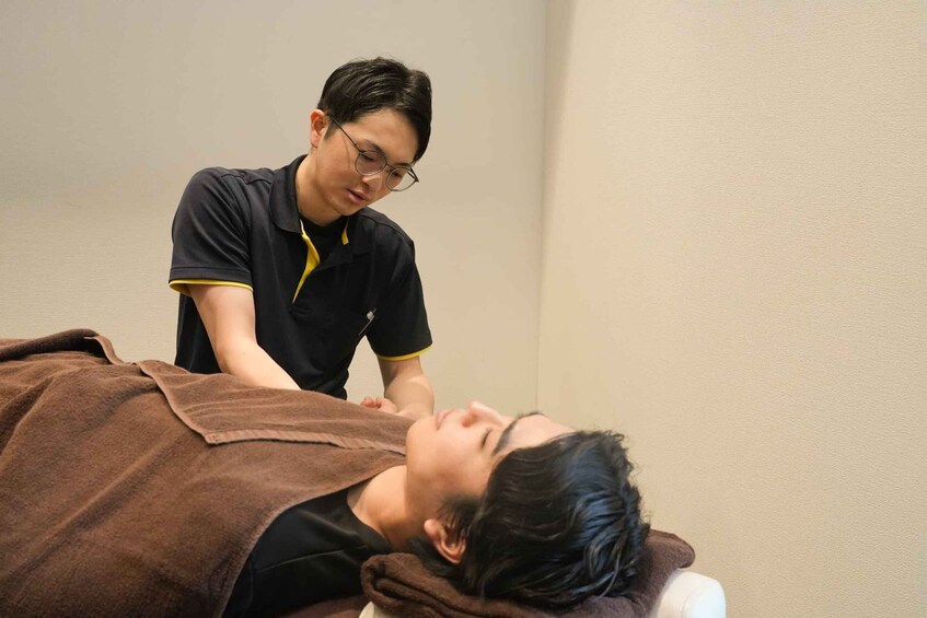 Picture 10 for Activity Tokyo: Japanese-Style Deep Tissue Massage & Tea Experience 3