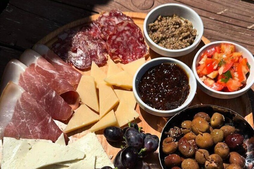 Traditional Albanian Food and Wine Tasting 4