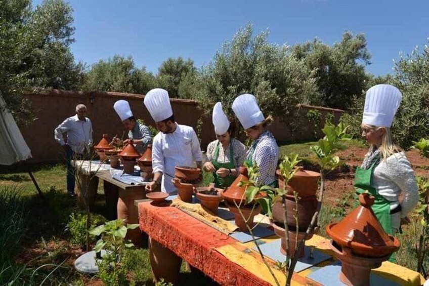Cooking classes at organic vegetable garden 1