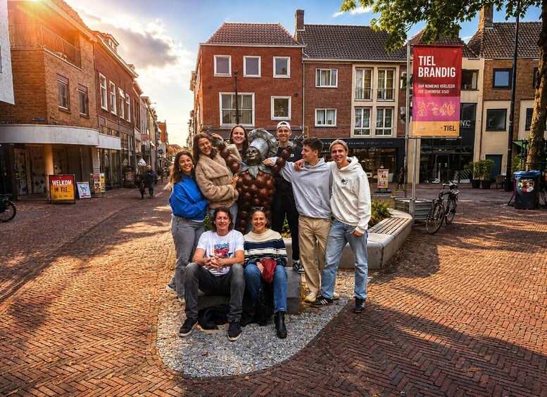 Picture 12 for Activity Tiel: Guided City Exploration Activity for groups 2