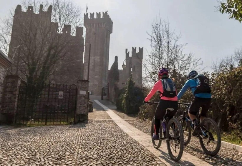 Picture 1 for Activity Mincio Park: E-Bike Tour of the Morainic Hills with Guide 3
