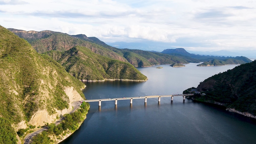 Cabra Corral Dam Sightseeing Tour