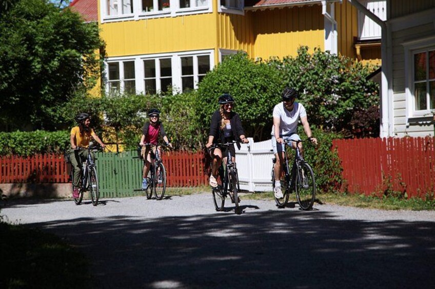 Vaxholm Guided Bike Tour with Swedish Fika 2