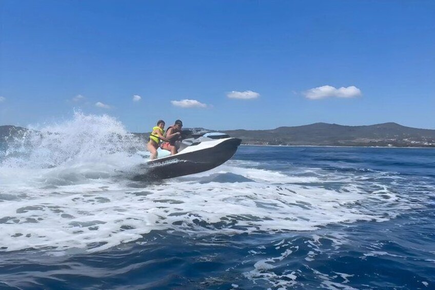 Motorcycle rentals in Premià de Mar 3