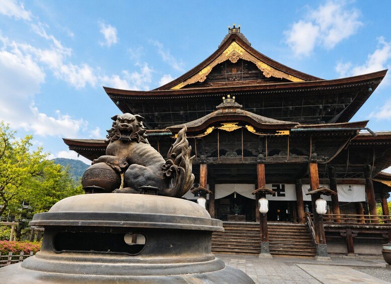 Nagano: Zenkoji Temple Full Guided Tour 1